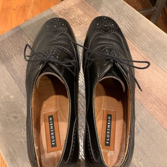 Florsheim Vintage Wingtip Oxford Shoes sz 11-1/2 EUC